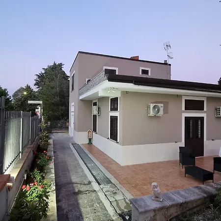 White House * Melfi