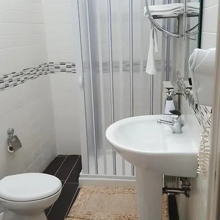 Alojamento de Acomodação e Pequeno-almoço White House