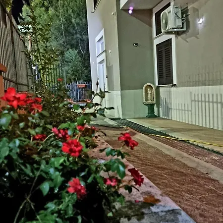 White House * Melfi