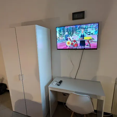 Bed & Breakfast White House 3*