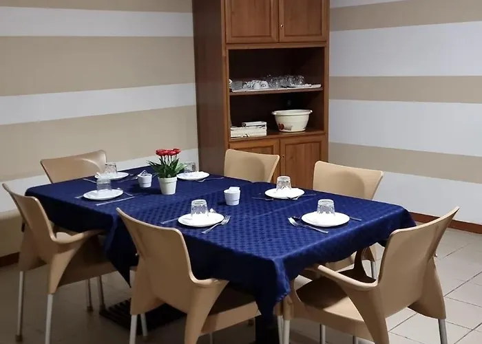 White House 3* Melfi