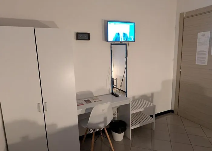 White House 3* Melfi