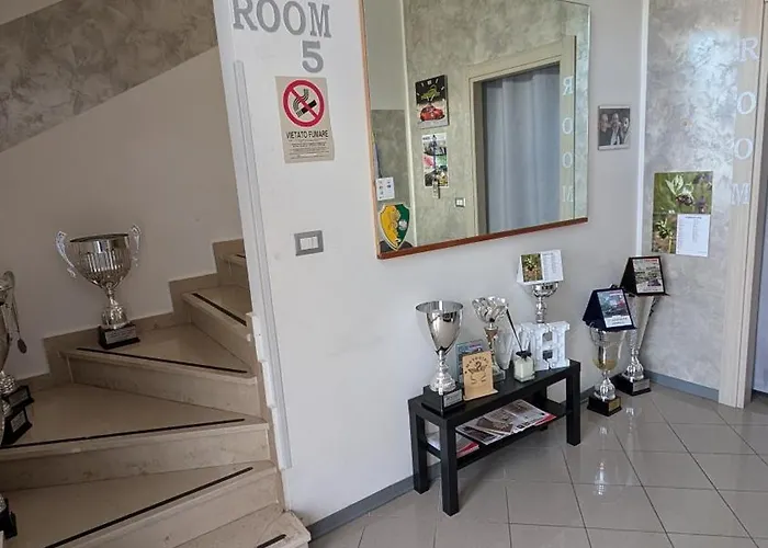 Bed & Breakfast White House